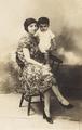 [Παιδικές φωτογραφίες του Δημητρίου Θ. Μοάτσου], [γραφικό υλικό] 1928-1940, 4 φωτ. :έντυπες, ασπρόμαυρες, σέπια ; διαφορετικές διαστάσεις.